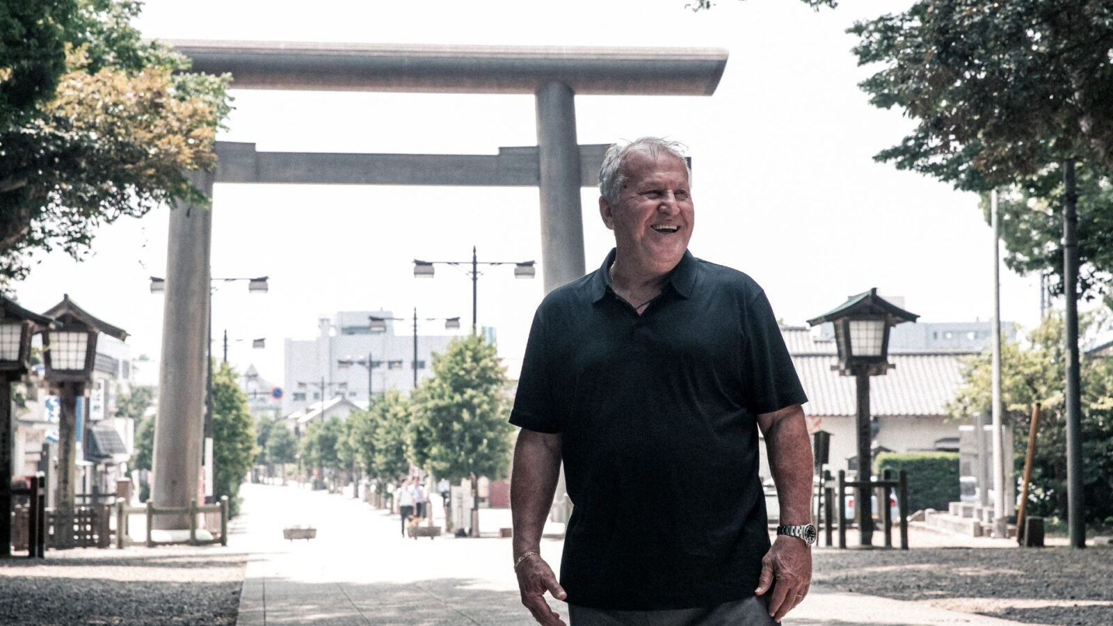 Crítica | Em 'Zico, o Samurai de Quintino' os melhores momentos acontecem fora do campo de batalha