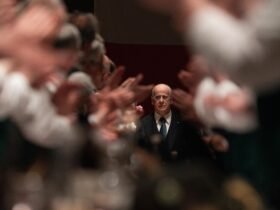 Crítica | Em 'A Graça', o silêncio revela um homem paralisado entre decisões públicas e fantasmas