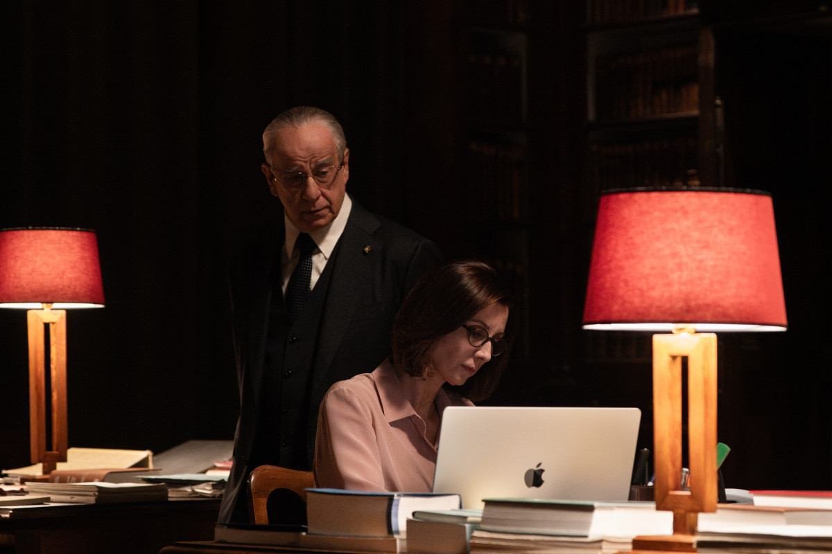 Crítica | Em 'A Graça', o silêncio revela um homem paralisado entre decisões públicas e fantasmas