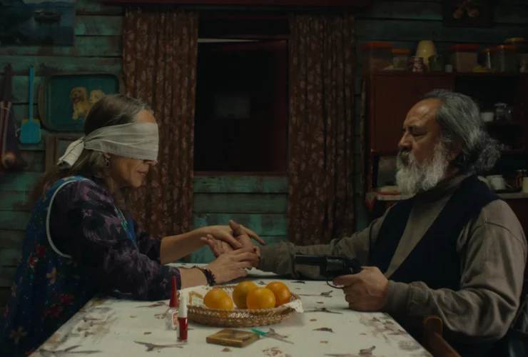 Crítica | Violência, afeto e o fim da inocência em 'O Olhar Misterioso do Flamingo'