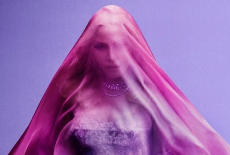 Madonna lança pré-venda de novo álbum em parceria com o Grindr