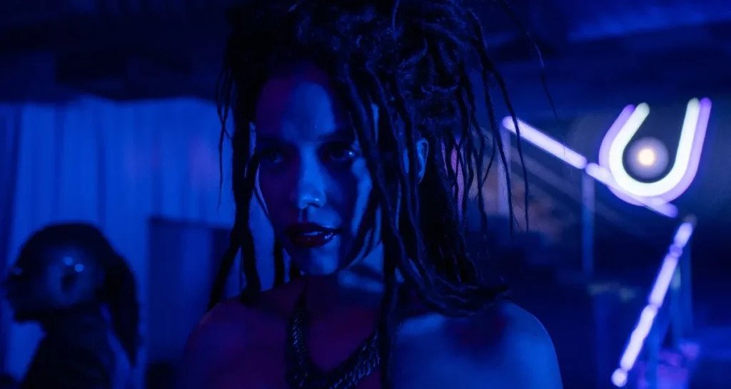 Crítica | Love Kills e a São Paulo que sangra em neon