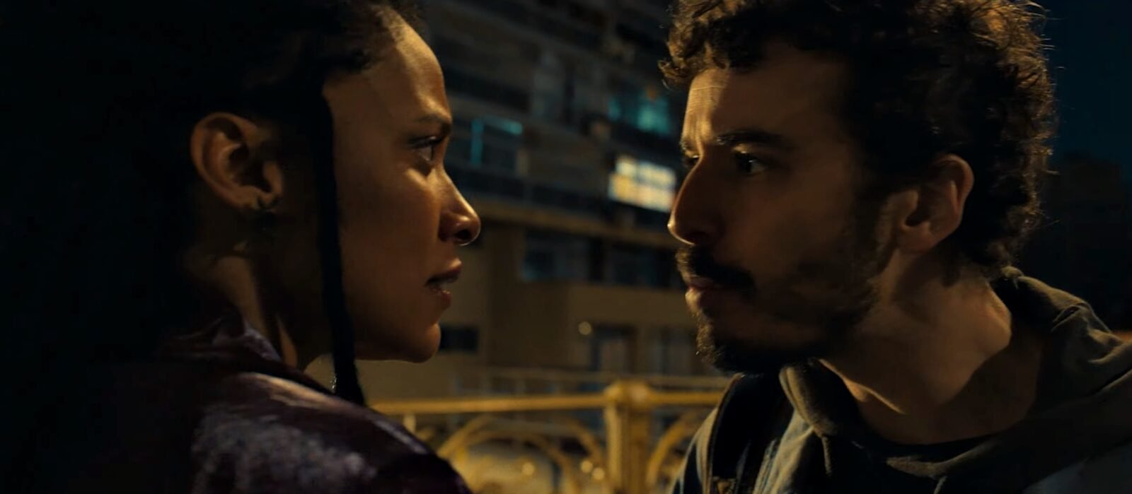 Crítica | Love Kills e a São Paulo que sangra em neon