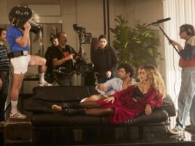 Crítica | 'Diva Futura' é um ensaio sobre a indústria do desejo e seus fantasmas