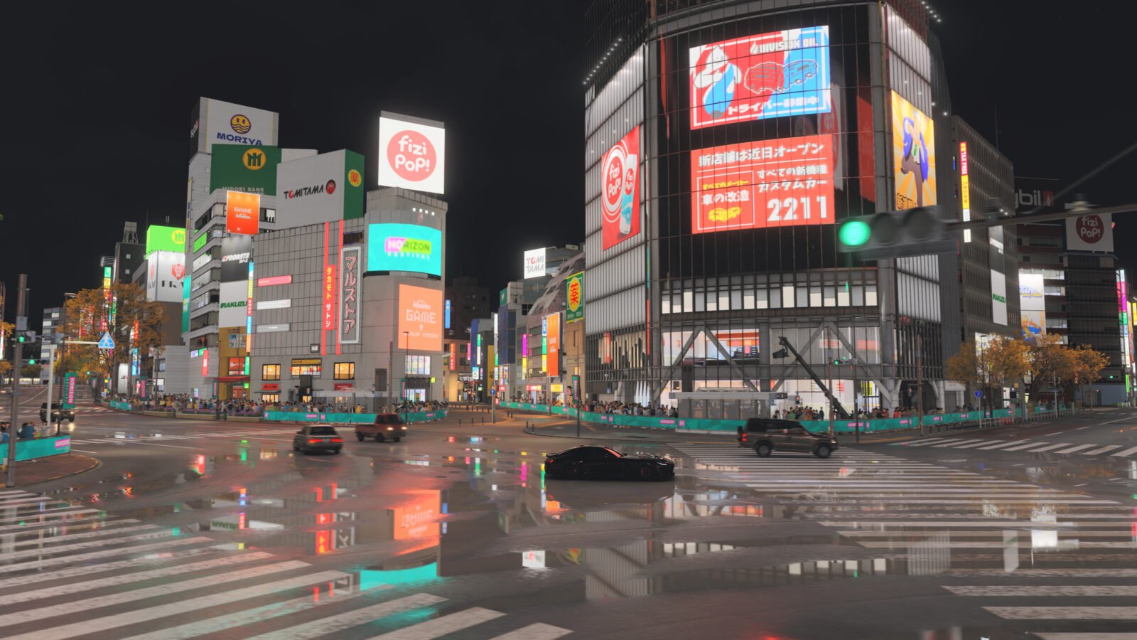 Cruzamento de Shibuya sob luzes de neon e movimentado em Tóquio, onde a chuva deixou o asfalto espelhado, refletindo os painéis de LED coloridos e o brilho dos letreiros em japonês e inglês. Carros e pedestres navegam entre arranha-céus imponentes sob a noite escura.