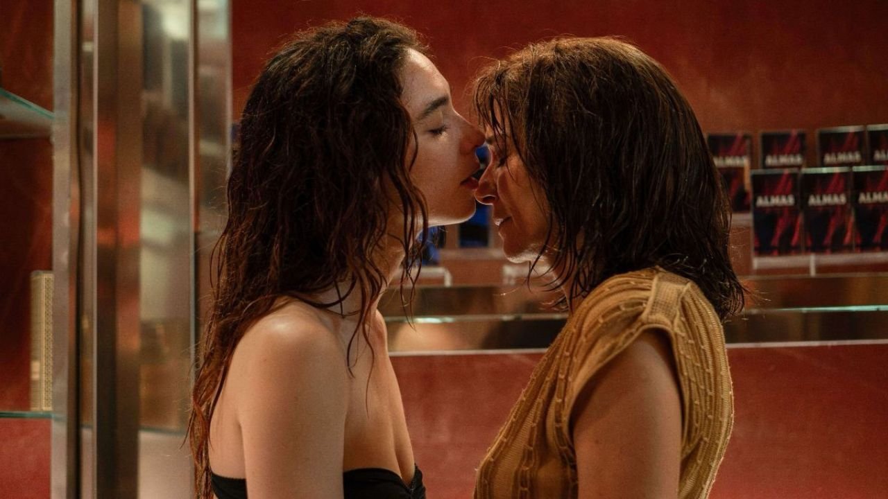 Crítica | Fuori: a escrita ausente em uma cinebiografia sobre uma escritora