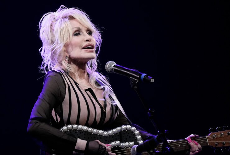 Morre Dolly Parton, ícone da música country, aos 80 anos