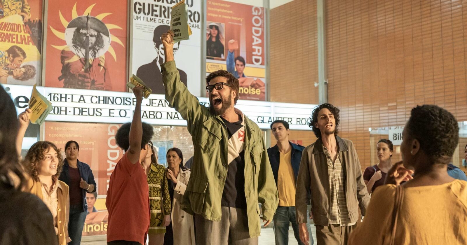 Crítica | Honestino: como filmar quem a História tentou apagar?