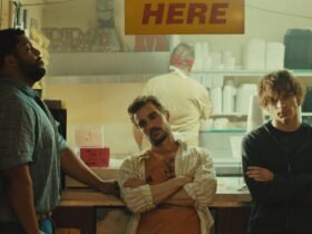 Crítica | 'Idiota' é o filme perfeito para quem sente falta do 'besteirol' dos anos 2000