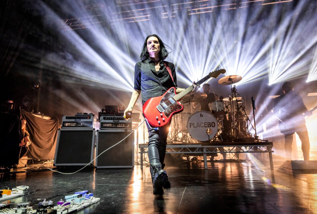 Placebo anuncia quatro shows no Brasil em 2027