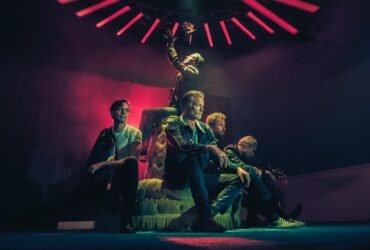 Queens of the Stone Age pode tocar no Brasil em 2027, diz jornalista
