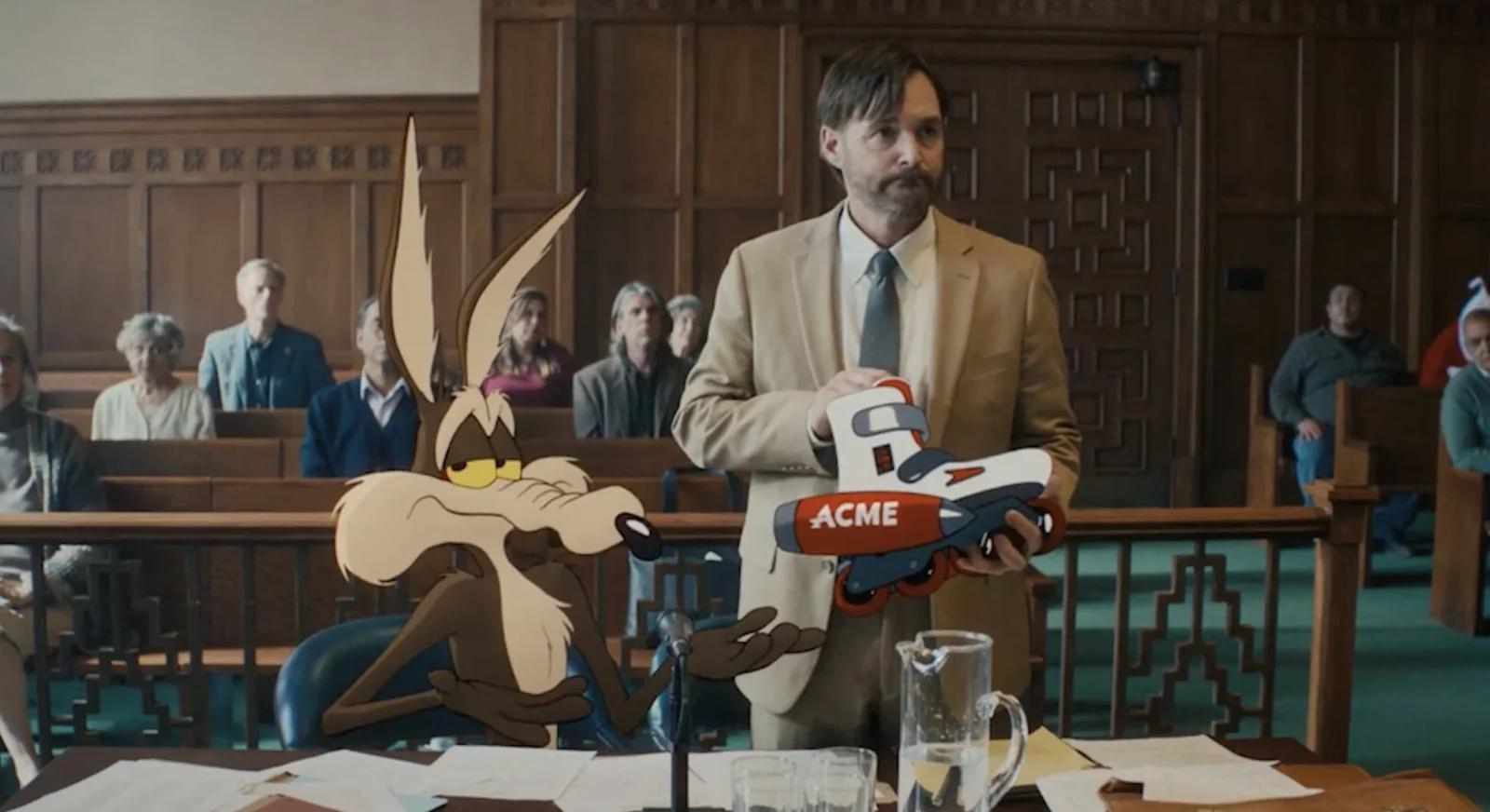 Crítica | Coyote vs Acme: quem realmente é o vilão?