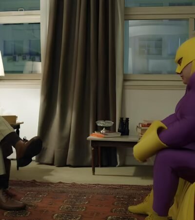 Crítica | No divã com 'Overman': a fragilidade por trás da fantasia de homem invencível